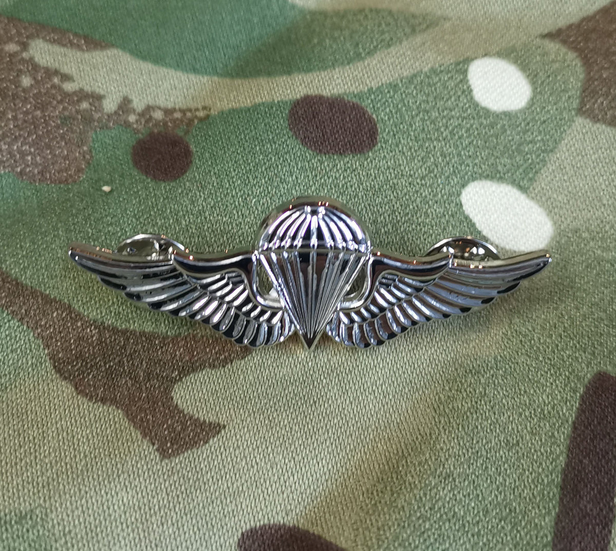 Isreal / Isreali IDF parachutist jump wings metal badge – Badge