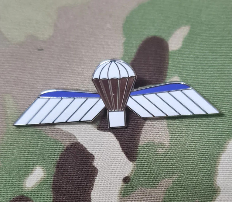 Netherlands Parachutist / Paratrooper Jump Wings Metal - B Wing