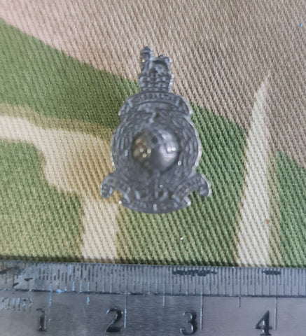 Pewter Regimental Tie / Lapel Pin - Royal Marines Commando