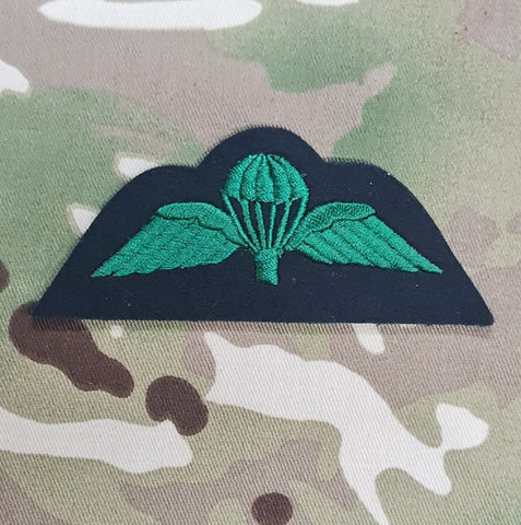 British Parachutist Qualification Wings (Jump) Badge / Patch (Royal Irish / RIR / Rangers)