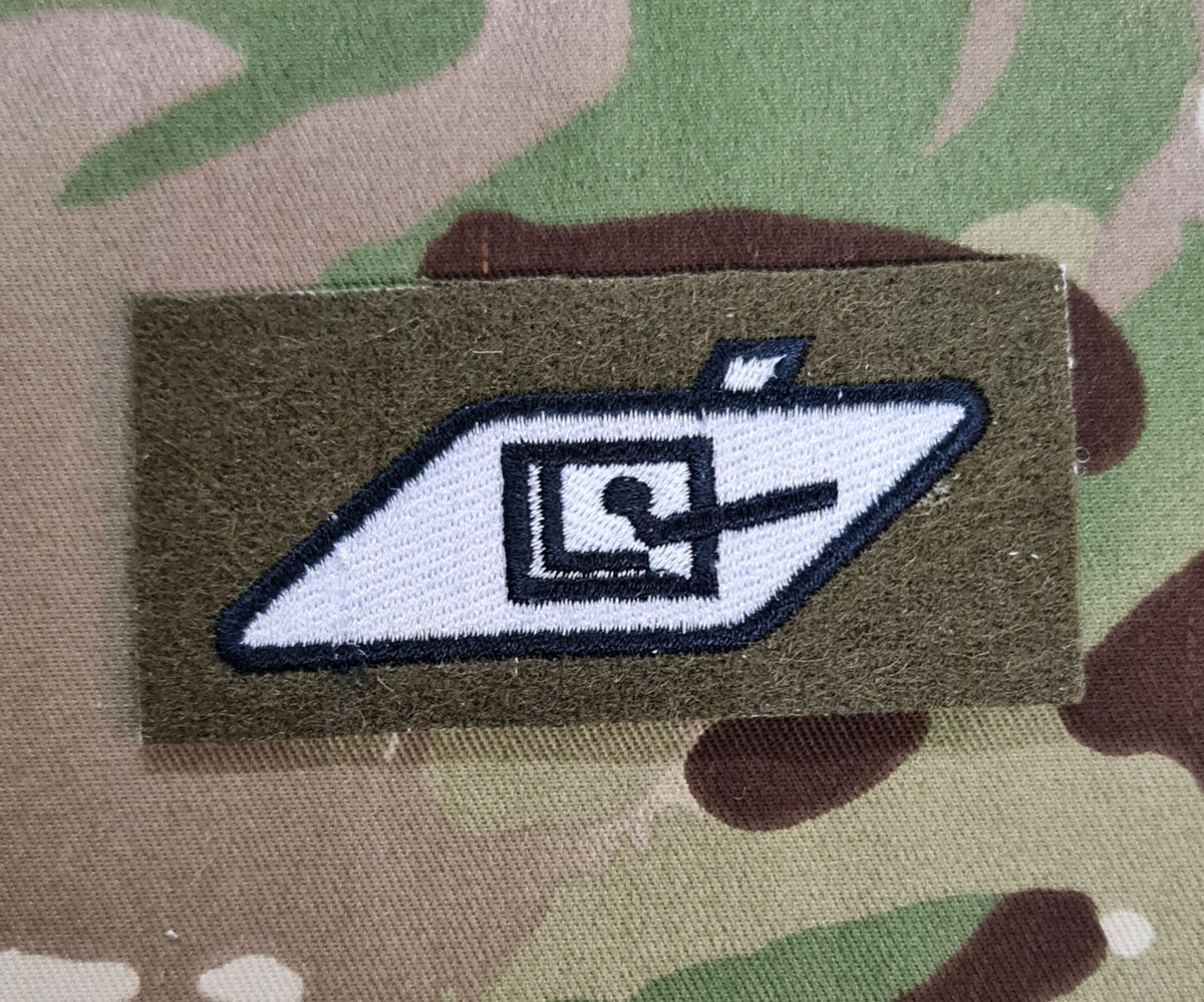 No2 Dress Royal Tank Regiment RTR Badge – Badge Workshop
