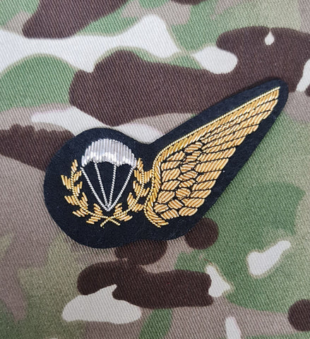 British Army Parachutist Jump Instructor qualification Brevet / Wings bullion gold on black No1 dress