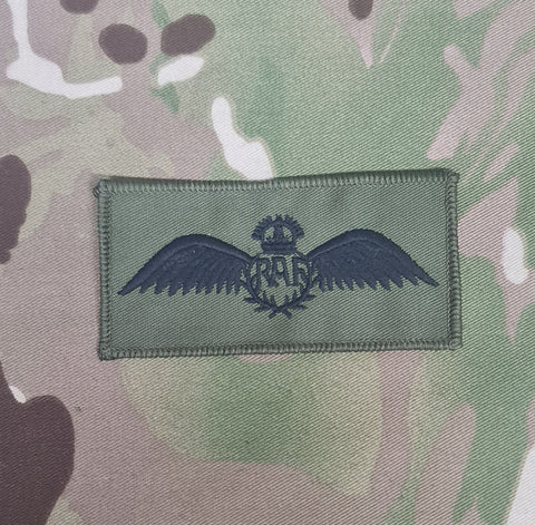 RAF Royal Air Force -  Pilot Wings Qualification Wings Cloth - subdued (CIIIR)