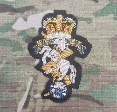 Royal Electrical & Mechanical Engineers REME Hand Embroidered Wire Bullion Blazer Badge E11R