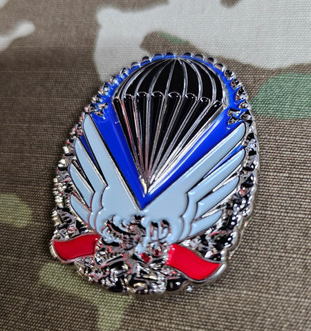 Miniature Czech Republic (Czech) Rapid Deployment Brigade (brigáda rychlého nasazení) Parachutist Qualification Metal Jump Wings Badge (Mess Dress)