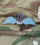 Bataillon Parachutiste, Dutch / Bataljon Parachutisten Belgium Parachutist Metal Jump Wings Badge - basic